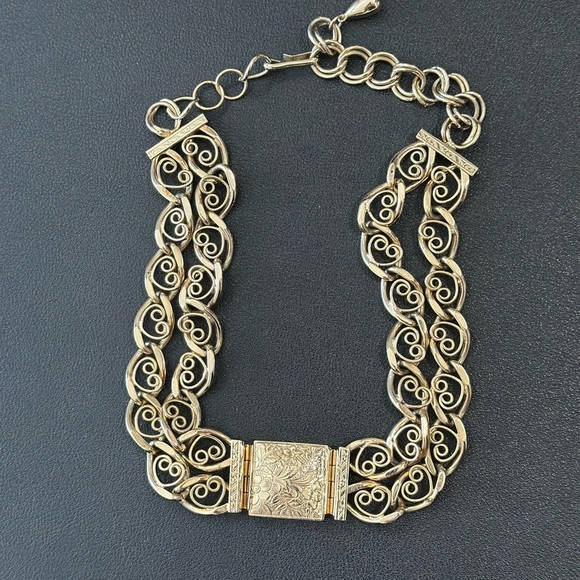 Vintage Gold Filagree chunky choker - Picture 2 of 9
